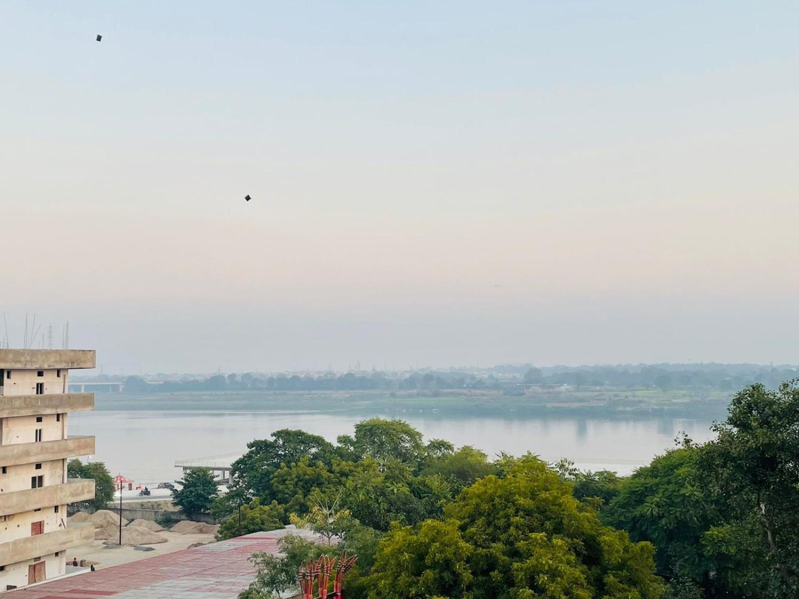 Holidayy Inn Prayagraj Exterior foto